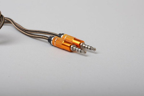کابل AUX با کیفیت